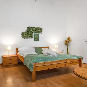 elegant-2br-apartment-bookable-in-lockdown.vienna-besthotels.com/